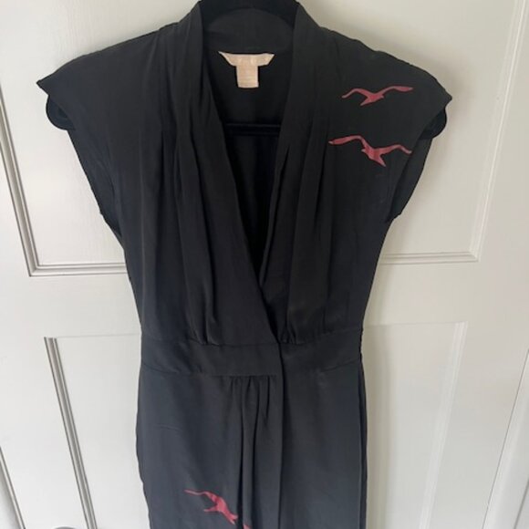 Hype Black V-Neck Midi Dress with Red Birds on it 100% Silk - Picture 1 of 5